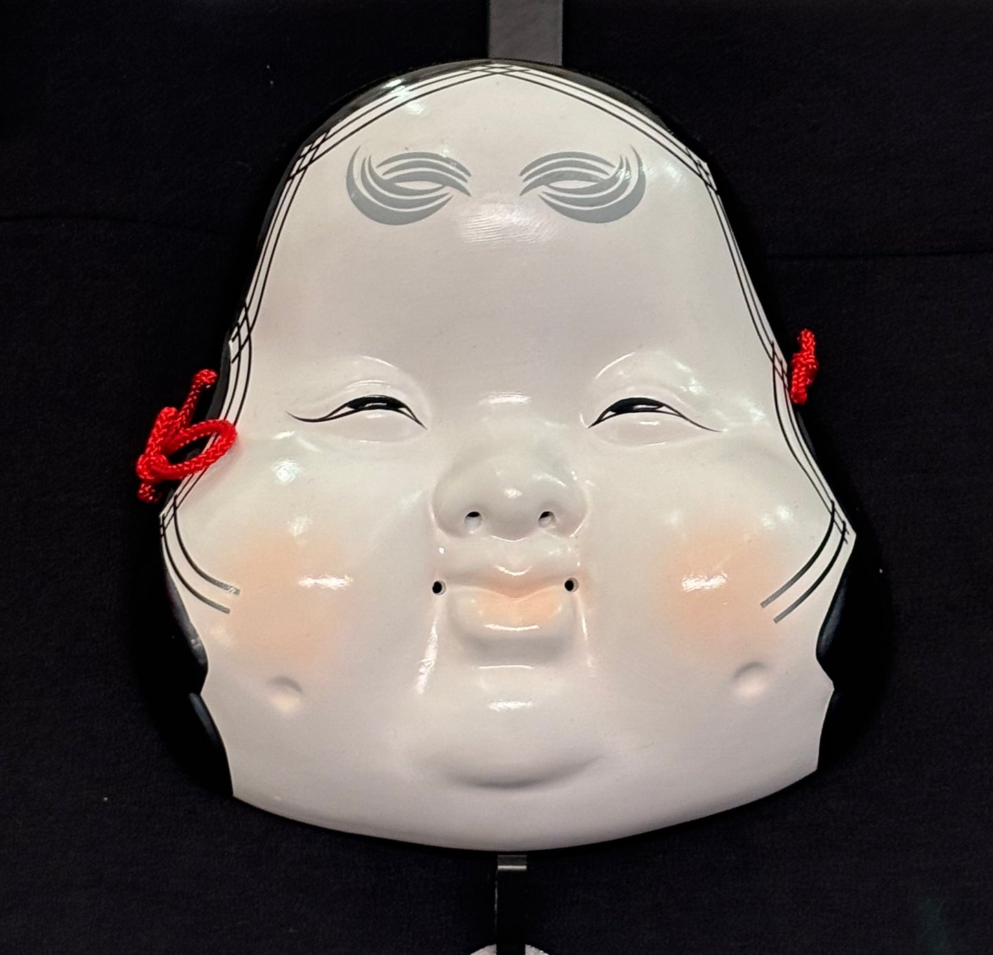 Masks of theatre for decor in ceramic