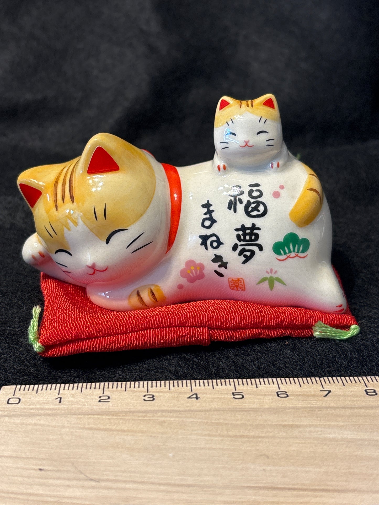 Maneki-neko happy family